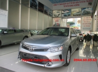 Toyota Camry 2.0E - Công Ty TNHH Dịch Vụ Ô Tô Sài Gòn Toyota Tsusho